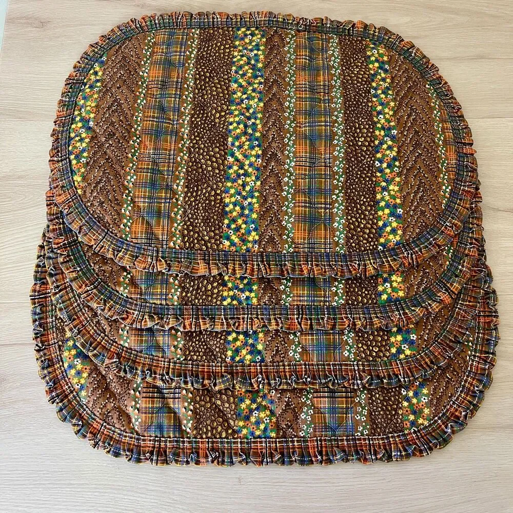 Vintage 70s Set of 4 Quilted Autumn Calico Patchwork Oval Placemats RuffleTrim